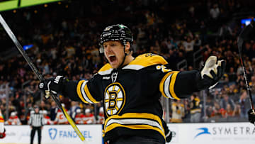 Calgary Flames v Boston Bruins