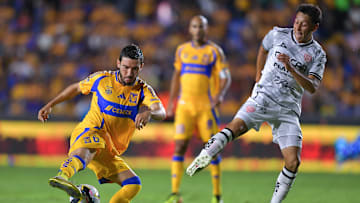 Tigres UANL v Necaxa - Torneo Apertura 2024 Liga MX