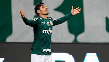 Raphael Veiga é um dos principais jogadores do Palmeiras no ano, com 13 gols e sete assistências