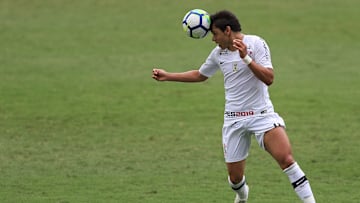 A diretoria do Timão tenta repatriar Ángel Romero