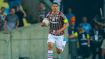 Thiago se lesionou contra o Santos