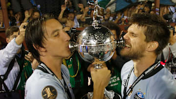 Geromel e Kannemann venceram juntos a Libertadores em 2017