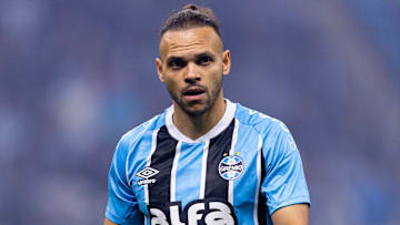 Martin Braithwaite foi a novidade em treinamento do Imortal nesta quarta, 18