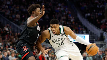 Houston Rockets v Milwaukee Bucks