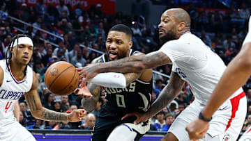 Milwaukee Bucks v Los Angeles Clippers