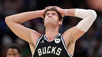 Milwaukee Bucks v Memphis Grizzlies