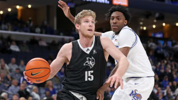 76ers, Max Fiedler