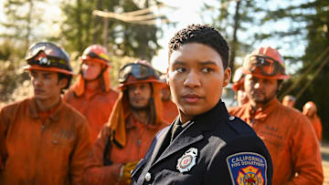“A Hail Mary” – The future of Three Rock is in jeopardy as public opinion of the camp grows increasingly negative, on FIRE COUNTRY, Friday, April 26 (9:00-10:00 PM, ET/PT) on the CBS Television Network, and streaming on Paramount+ (live and on demand for Paramount+ with SHOWTIME subscribers, or on-demand for Paramount+ Essential subscribers the day after the episode airs)*. Pictured: Jules Latimer as Eve Edwards. Photo: Sergei Bachlakov/CBS ©2024 CBS Broadcasting, Inc. All Rights Reserved.