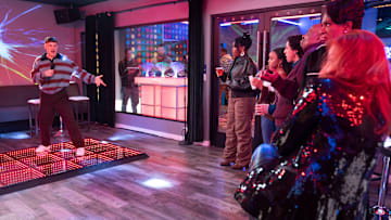 ABBOTT ELEMENTARY - ÒKaraokeÓ - The teachers hit a karaoke bar for a night of fun. During the evening, Jacob bumps into an old friend. WEDNESDAY, MARCH 12 (8:30-9:02 p.m. EDT) on ABC. (Disney/Gilles Mingasson) 
CHRIS PERFETTI, COURTNEY TAYLOR, QUINTA BRUNSON, BENJAMIN NORRIS, WILLIAM STANFORD DAVIS, SHERYL LEE RALPH, LISA ANN WALTER