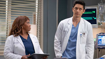 GREY’S ANATOMY - “We Built This City” - The team at Grey Sloan navigates a chaotic first day of surgical rotations amid hospital renovations. Meanwhile, Meredith spends time with Amelia. THURSDAY, OCT. 16 (10:00-11:00 p.m. EDT) on ABC. (Disney/Anne Marie Fox) 
CHANDRA WILSON, HARRY SHUM JR.