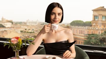 EMILY IN PARIS - Netflix 