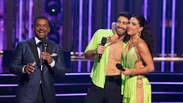DANCING WITH THE STARS - ÒFinaleÓ - Once again, the finale episode will have five couples competing for a chance at winning the coveted Len Goodman Mirrorball Trophy. The finalists will each perform a redemption dance assigned by our judges, plus an unforgettable freestyle routine. TUESDAY, NOV. 26 (8:00-11:00 p.m. EST) on ABC. (Disney/Eric McCandless)
ALFONSO RIBEIRO, JOEY GRAZIADEI, JENNA JOHNSON