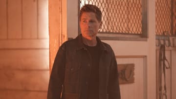 9-1-1 LONE STAR: Rob Lowe in the "Naked Truth" episode of 9-1-1 LONE STAR airing Monday, Nov 4 (8:00-9:02 PM ET/PT) on FOX. © 2024 Fox Media LLC.