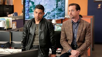 “Knight and Day” – Things become tense when Knight is assigned to protect his wife after the home of a high-level defense contractor is attacked, on the CBS Original series NCIS, Monday, Nov. 25 (9:00-10:00 PM, ET/PT) on the CBS Television Network, and streaming on Paramount+ (live and on-demand for Paramount+ with SHOWTIME subscribers, or on-demand for Paramount+ Essential subscribers the day after the episode airs)*. Pictured (L-R): Wilmer Valderrama as NCIS Special Agent Nicholas “Nick”