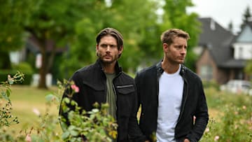 “Ontological Shock” – When Colter suddenly disappears during his search for a missing father, Reenie recruits his brother, Russell (Jensen Ackles), for help, on the CBS Original series TRACKER, Sunday, Oct. 20 (8:30-9:30 PM, ET/PT) on the CBS Television Network, and streaming on Paramount+ (live and on-demand for Paramount+ with SHOWTIME subscribers, or on-demand for Paramount+ Essential subscribers the day after the episode airs)*. Pictured: Jensen Ackles and Justin Hartley.