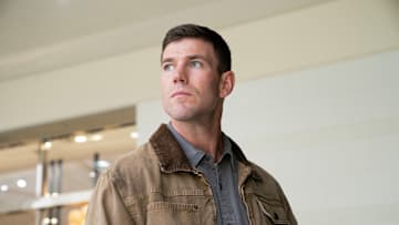 “Bend, Don’t Break” – A murder near Camp Pendleton leads Gibbs and the team to a suburban mall in San Diego, where Gibbs takes matters into his own hands. Jackson Gibbs pays Franks an unexpected visit, on NCIS: ORIGINS, Monday, Oct. 21 (10:00-11:00 PM, ET/PT) on the CBS Television Network, and streaming on Paramount+ (live and on-demand for Paramount+ with SHOWTIME subscribers, or on-demand for Paramount+ Essential subscribers the day after the episode airs)*. Pictured (L-R): Austin Stowell as