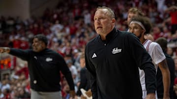 Indiana Head Coach Darian DeVries 