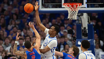 Kentucky's Ugonna Onyenso (33) blocked the shot of Florida's Riley Kugel (2) as the Kentucky Wildcats battled the Florida Gators Wednesday night at Rupp Arena. Onyenso finished the game with eight blocked shots. Jan. 31, 2024