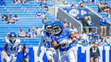 Kentucky tight end Khamari Anderson (82) crossed the goal line for a touchdown during the Kentucky Wildcats' Blue White scrimmage at Kroger Field on Saturday afternoon in Lexington, Kentucky. April 13, 2024