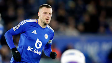 Leicester City FC v Brentford FC - Premier League Jamie Vardy of Leicester City on the ball during the Premier League match between Leicester City FC and Brentford FC at The King Power Stadium on February 21, 2025 in Leicester, England. Leicester The King Power Stadium England United Kingdom Copyright: xNigelxFrench Sportsphoto APLx 14059613