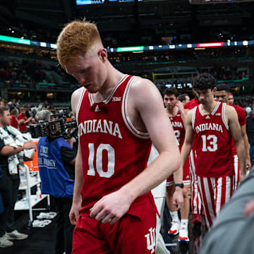 Indiana Hoosiers forward Luke Goode (10) walks off the court Thursday, March 13, 2025, after the team’s 72-59 loss to the Oregon Ducks during the 2025 TIAA Big Ten Men’s Basketball Tournament at Gainbridge Fieldhouse in Indianapolis.