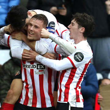 Dan Ballard celebrating goal
