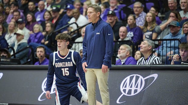 Gonzaga head coach Mark Few and guard Joe Few.