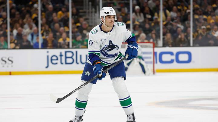 Vancouver Canucks v Boston Bruins