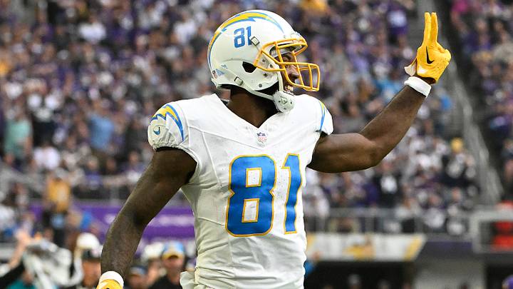Los Angeles Chargers v Minnesota Vikings