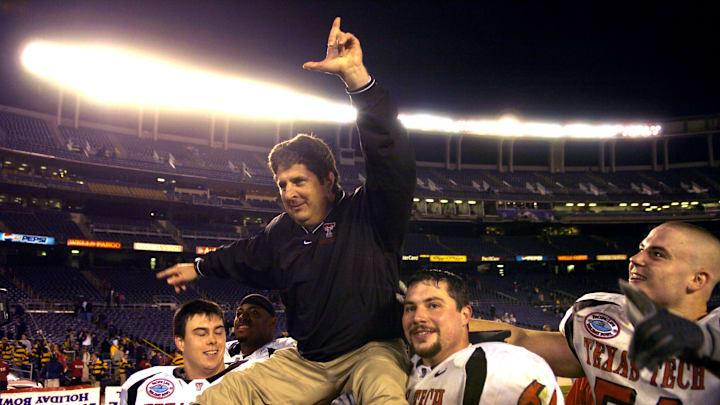 Pacific Life Holiday Bowl - Texas Tech  vs California - December 30 , 2004