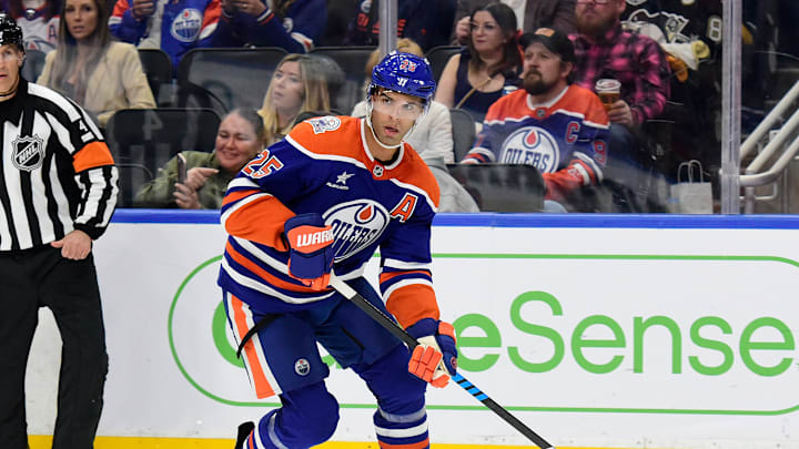 Pittsburgh Penguins v Edmonton Oilers