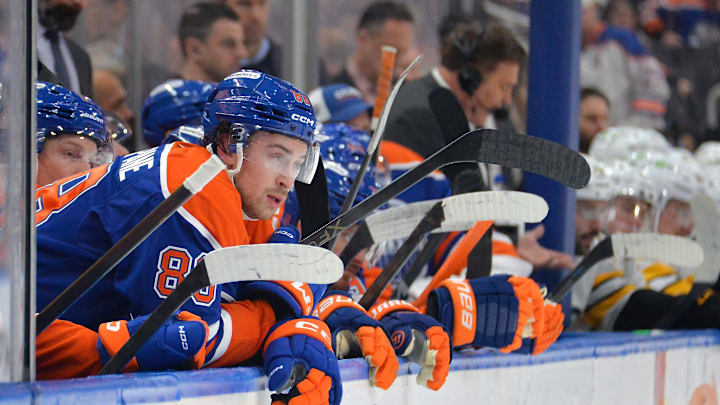 Boston Bruins v Edmonton Oilers