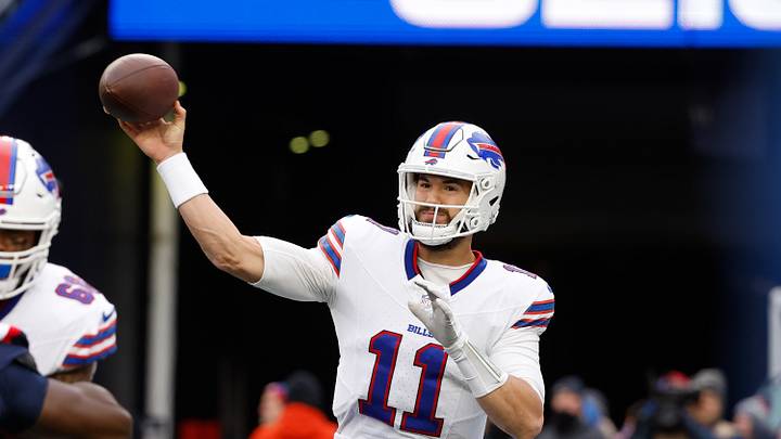 Buffalo Bills v New England Patriots