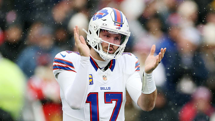 Buffalo Bills v New England Patriots - NFL 2025