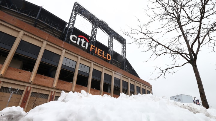 New York experienced 5.5 inches of snow on April 2, 2018, and it led to the Mets game vs. the Phillies at Citi Field to be postponed