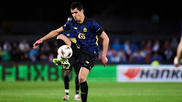 Aïssa Mandi et le LOSC affrontent le SC Fribourg en Ligue Europa Aïssa Mandi et le LOSC affrontent le SC Fribourg en Ligue Europa