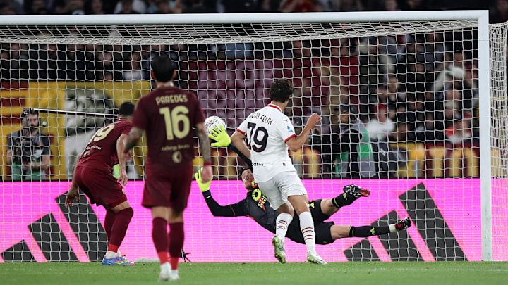 AS Roma v AC Milan - Serie A AS Roma v AC Milan - Serie A
