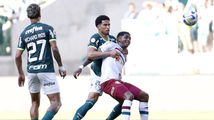 Equipes jogam no Maracanã