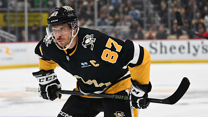 Carolina Hurricanes v Pittsburgh Penguins