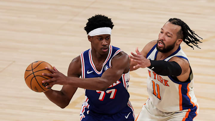 Philadelphia 76ers v New York Knicks