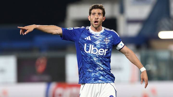 Sergi Roberto im Como-Trikot Sergi Roberto im Como-Trikot