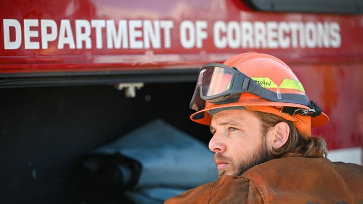 “Work, Don’t Worry” – The crew engages in a search and rescue mission after a building collapses and Division Chief Sharon is forced to make a gut-wrenching decision, on FIRE COUNTRY, Friday, Oct. 28 (9:00 – 10:00 PM, ET/PT) on the CBS Television Network and available to stream live and on demand on Paramount+*. Pictured: Max Thieriot as Bode Donovan. Photo: Sergei Bachlakov/CBS ©2022 CBS Broadcasting, Inc. All Rights Reserved.