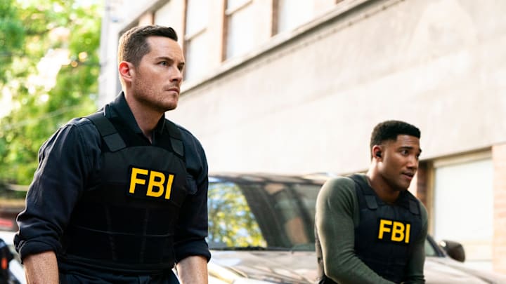 “They Paid More” – When a bus full of American volunteers is hijacked in a dangerous section of Morocco, the Fly Team works to locate the missing aid workers and the people who kidnapped them, on FBI: INTERNATIONAL, Tuesday, Dec. 3 (9:00-10:00 PM, ET/PT) on the CBS Television Network, and streaming on Paramount+ (live and on-demand for Paramount+ with SHOWTIME subscribers, or on-demand for Paramount+ Essential subscribers the day after the episode airs). Pictured (L-R): Jesse Lee Soffer as