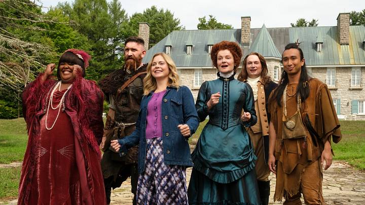 “The Work Retreat” – Trevor, who has catfished his way into a remote financial analyst job, is in hot water when he’s summoned to a mandatory in-person work retreat. Also, Hetty and Sass start a rumor about Pete, on the CBS Original series GHOSTS, Thursday, Nov. 7 (8:31-9:01 PM, ET/PT) on the CBS Television Network, and streaming on Paramount+ (live and on demand for Paramount+ with SHOWTIME subscribers, or on demand for Paramount+ Essential subscribers the day after the episode airs)*. Pictured