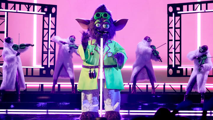 THE MASKED SINGER: Mad Scientist in the THE MASKED SINGER episode “Decades Night” airing Wednesday, April 9 (8:00-9:02 PM ET/PT) on FOX. CR: Michael Becker. ©2025 FOX Media LLC.