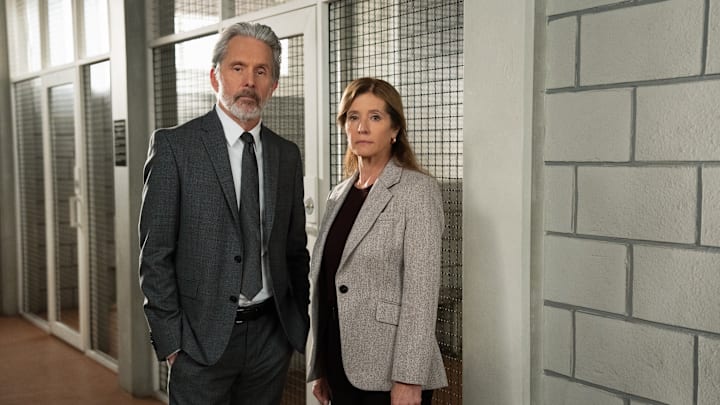 “DEAL WITH THE DEVIL” - CBS Original Series NCIS, scheduled to air TUESDAY, MAY 5 (8:00 PM ET/PT) Pictured (L-R):Gary Cole as Alden Parker, Nancy Travis as Navy Vice Admiral Harriet Parker Photo: Robert Voets/CBS ©2026 CBS Broadcasting, Inc. All Rights Reserved.