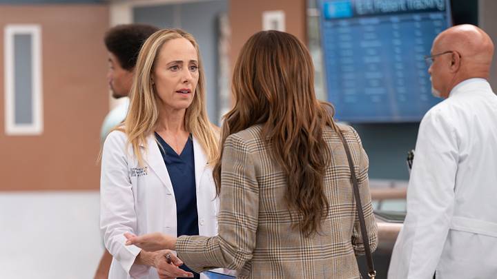 GREY’S ANATOMY - “Bridge over Troubled Water” KIM RAVER
