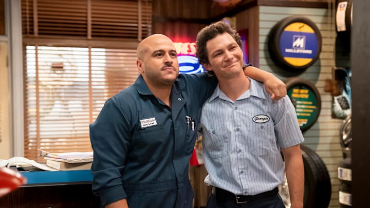 Georgie & Mandy's First Marriage - “A Tie Breaker and a Huge Mistake” – Pictured (L-R): Jessie Prez as Ruben and Montana Jordan as Georgie Photo Credit: Troy Harvey / 2025 Warner Bros. Entertainment Inc. All Rights Reserved.