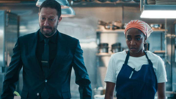 THE BEAR — “Green”— Season 4 Episode 8 (Streams Thursday, June 26th) Pictured: (l-r) Ebon Moss-Bachrach as Richard “Richie” Jerimovich, Ayo Edebiri as Sydney Adamu. CR: FX.