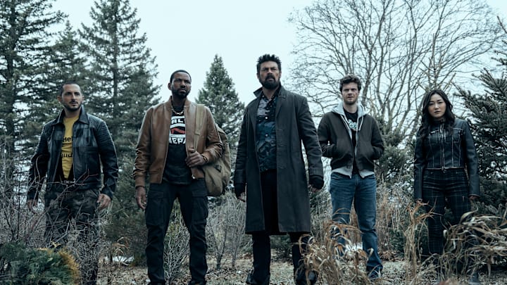 Tomer Capone (Frenchie), Laz Alonso (Mother's Milk), Karl Urban (Billy Butcher), Jack Quaid (Hughie Campbell), Karen Fukuhara (Kimiko) in The Boys season 5. 